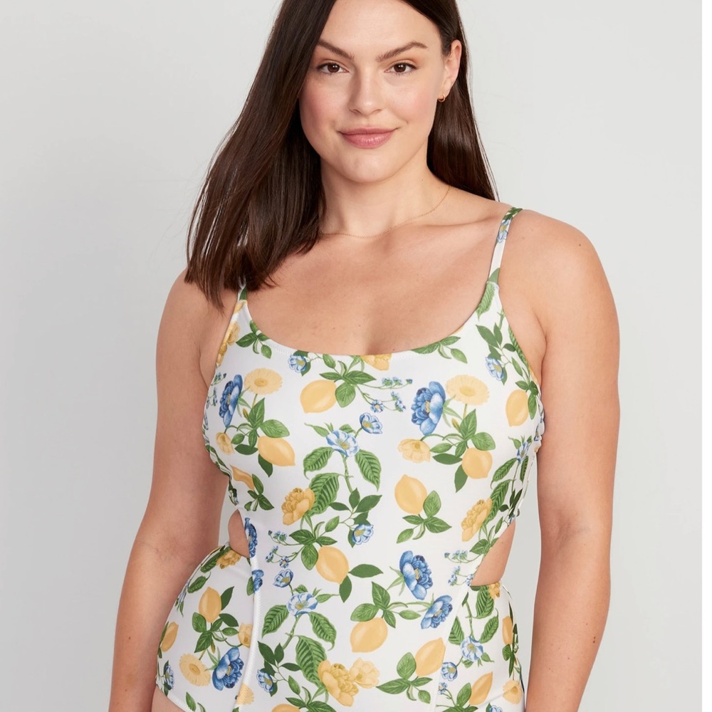 One piece swimsuit